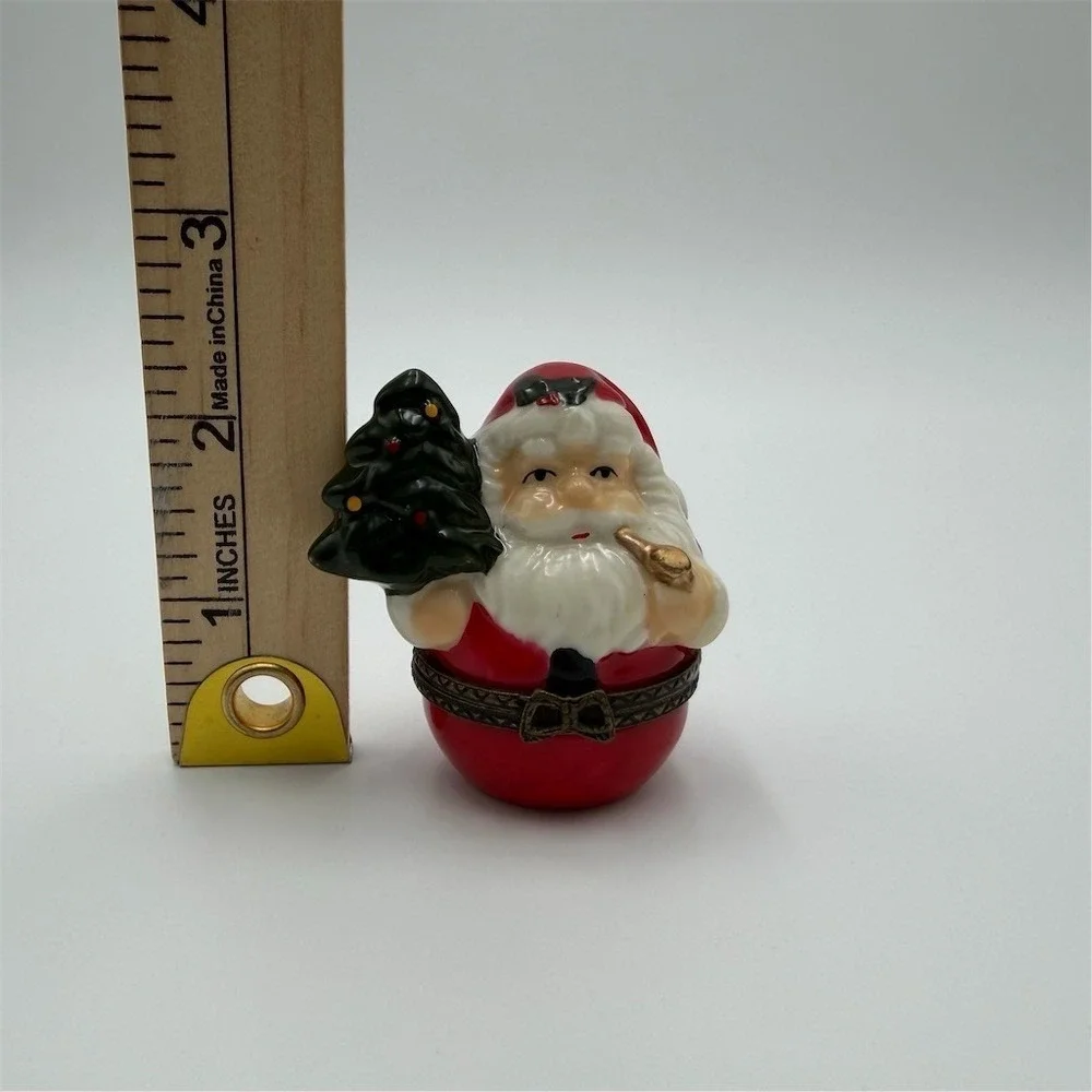 Santa Claus Hinged Trinket Box Figurine Christmas Tree & Pipe 2.5‎ in
